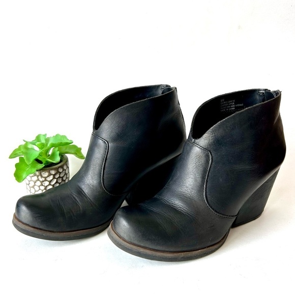 Korks Kork-Ease Gemini V Black Leather Ankle Boots Booties Size 6 - Picture 4 of 10